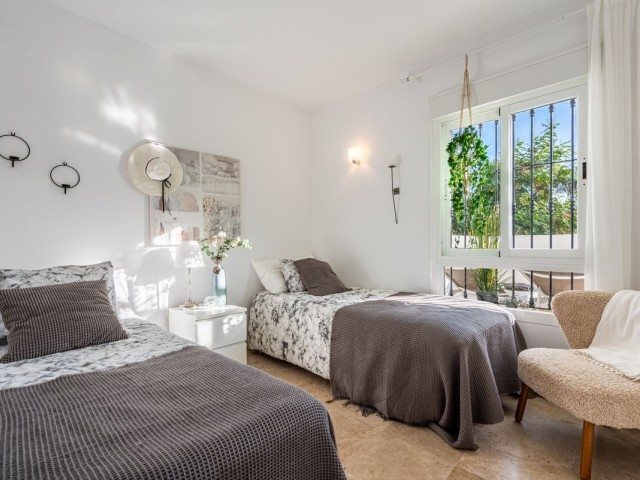 Appartement avec 3 Chambres  à Nueva Andalucía
