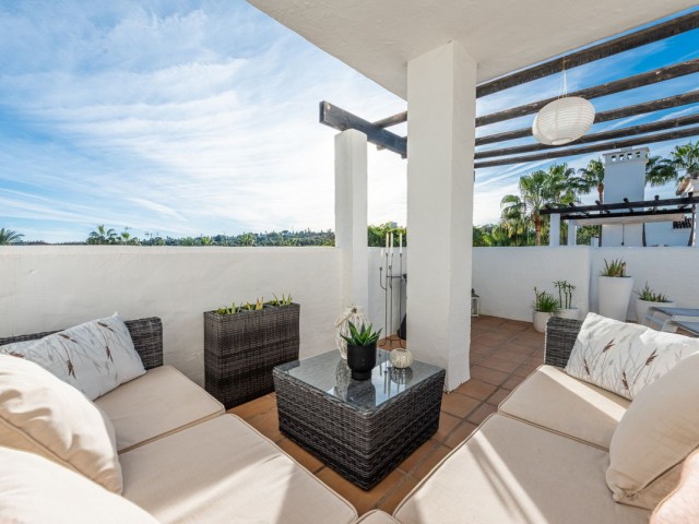 Appartement avec 3 Chambres  à Nueva Andalucía