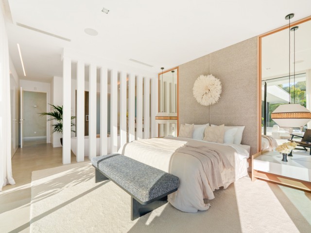 Villa avec 5 Chambres  à Nueva Andalucía