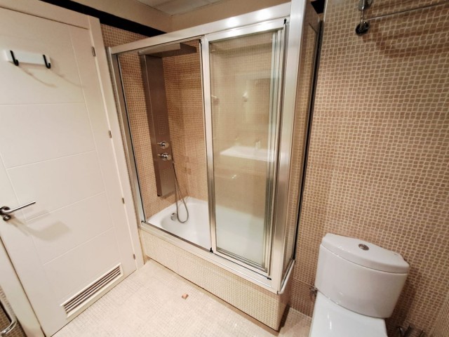 2 Sovrums Lägenhet i Benalmadena