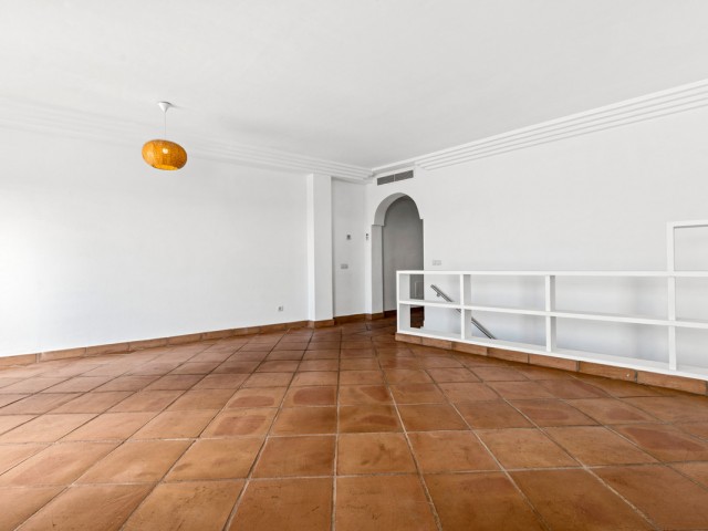 Maison mitoyenne avec 3 Chambres  à Casares