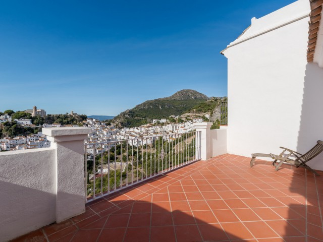 Maison mitoyenne avec 3 Chambres  à Casares