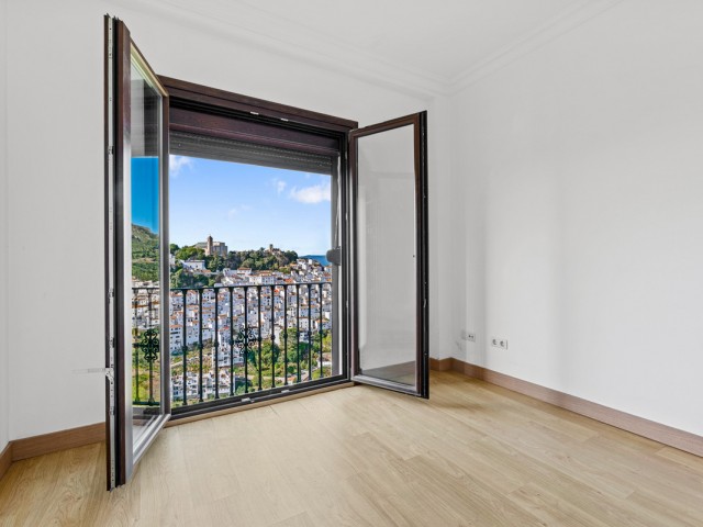 Maison mitoyenne avec 3 Chambres  à Casares