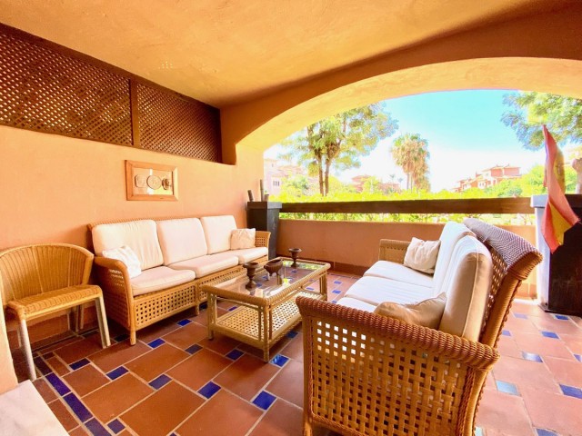 Lägenhet, Hacienda del Sol, R4344691
