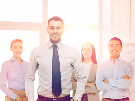 Minimum 2-day appointment with an agent that speaks your language, including all viewing appointments of selected properties.