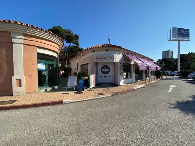 Commercial in Elviria