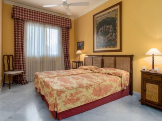 7 Schlafzimmer Villa in Guadalmina Baja