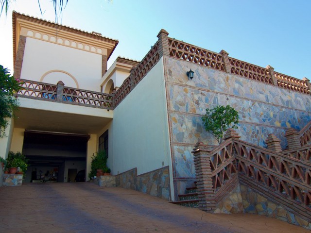 Villa, Alhaurín de la Torre, R4361656