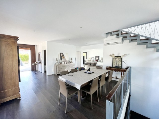 Villa avec 5 Chambres  à Marbella