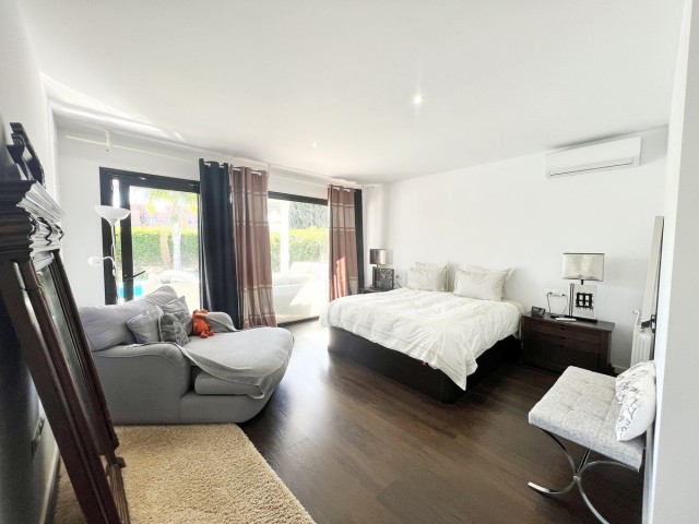 Villa avec 5 Chambres  à Marbella