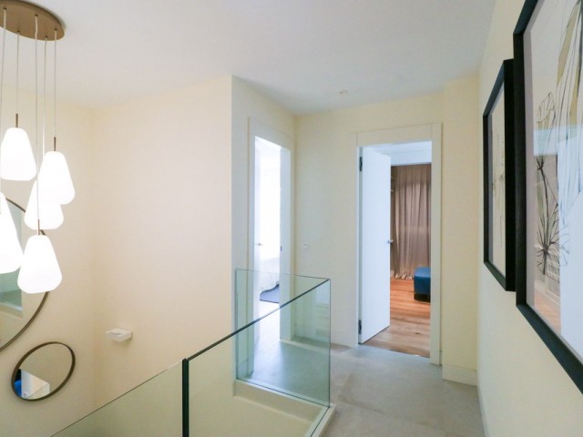 Apartment, The Golden Mile, R4362817