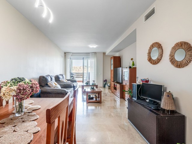 Apartment, La Duquesa, R4366222