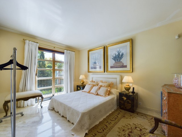 4 Slaapkamer Villa in Nueva Andalucía