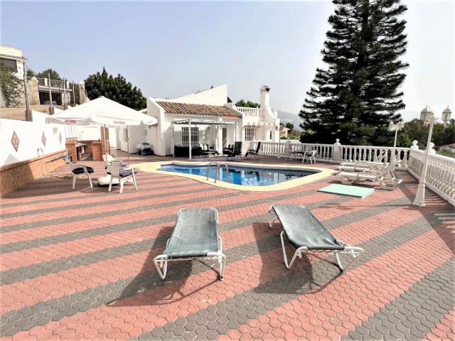 Villa, Cerros del Aguila, R4370839