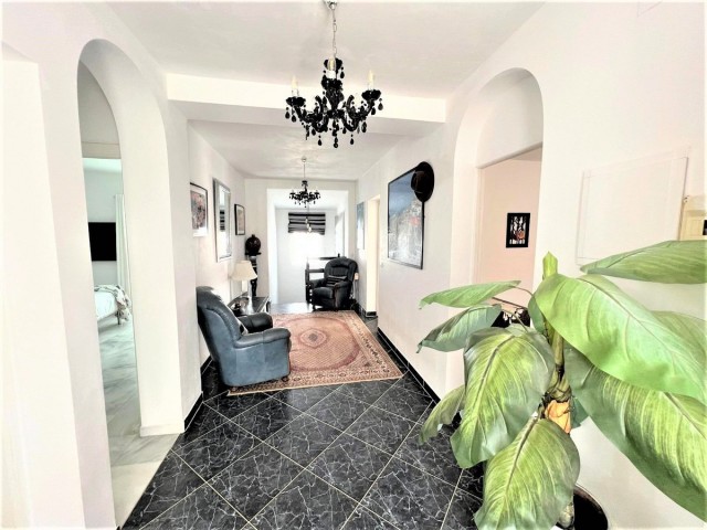 Villa, Cerros del Aguila, R4370839