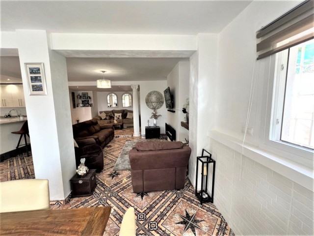 4 Schlafzimmer Villa in Cerros del Aguila