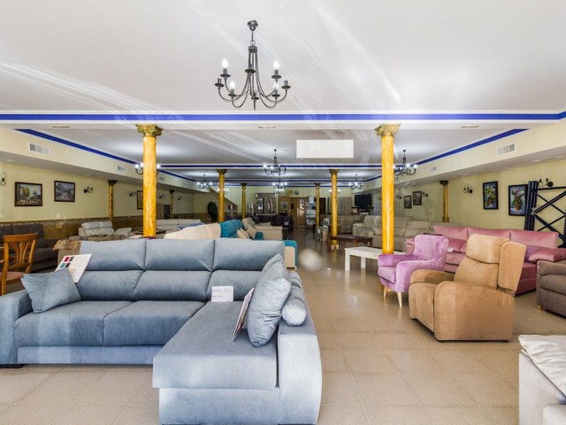 Commercieel Estepona - R3378064