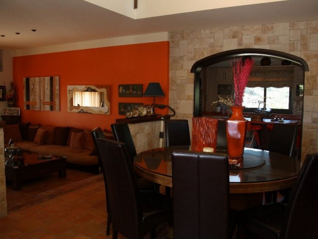 5 Soveroms Villa i Estepona