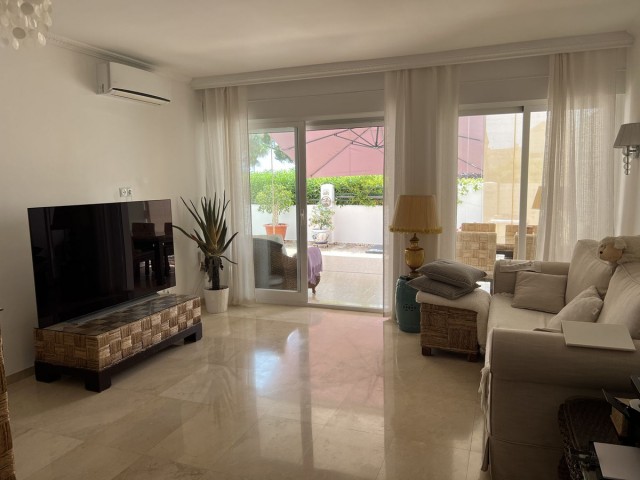 Apartment, Mijas Costa, R4383025