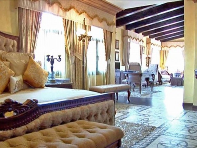 Villa avec 7 Chambres  à Nueva Andalucía
