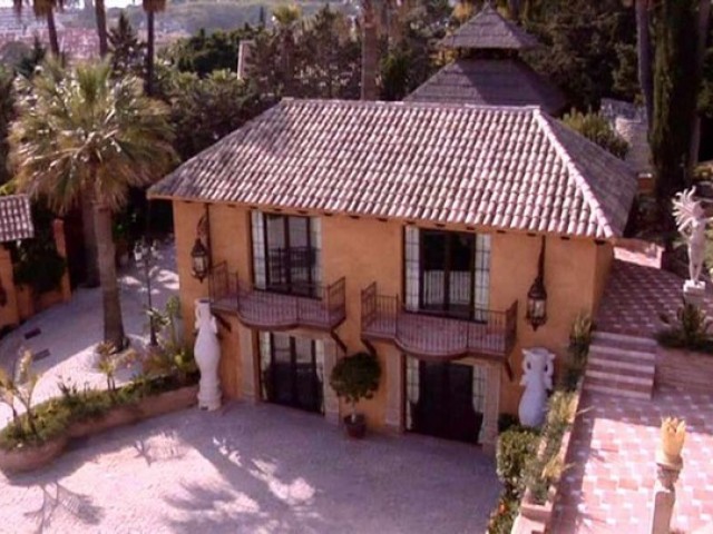 7 Soveroms Villa i Nueva Andalucía