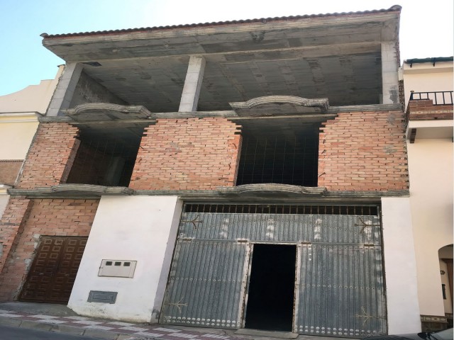 6 Slaapkamer Rijtjeshuis in Alhaurín el Grande