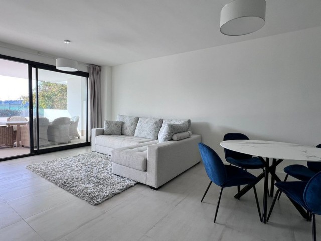Apartment, Estepona, R4387384