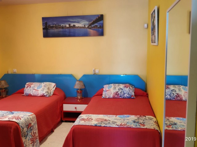 6 Bedrooms Villa in El Chaparral