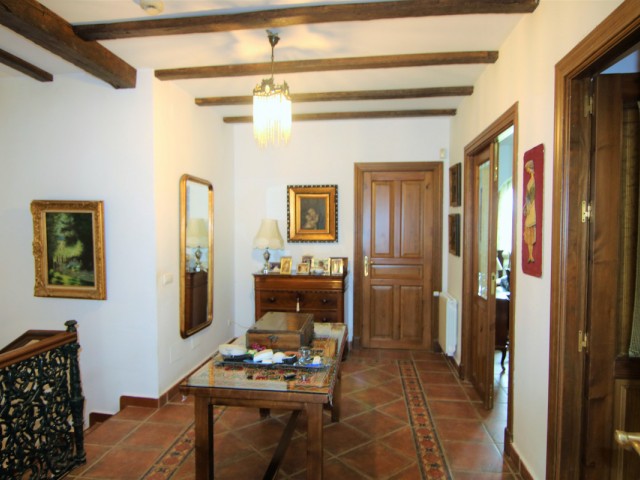Villa avec 5 Chambres  à Cártama