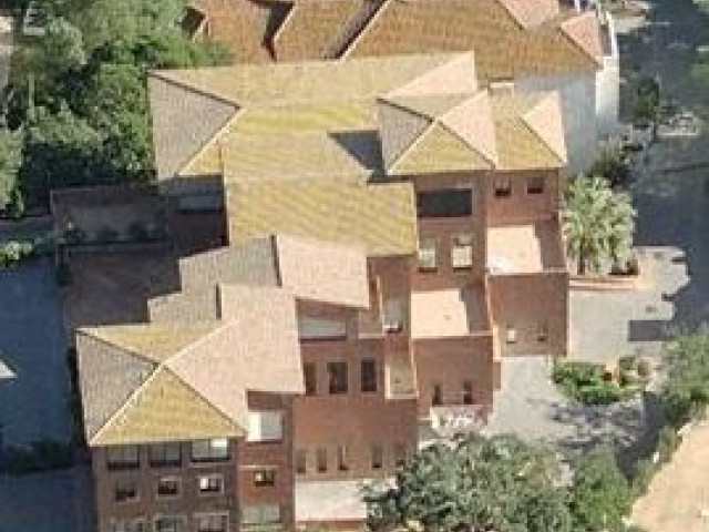 Commercial in La Mairena