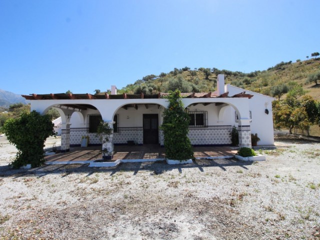 3 Bedrooms Villa in Canillas de Aceituno