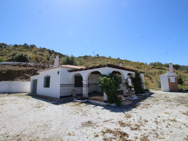 3 Bedrooms Villa in Canillas de Aceituno
