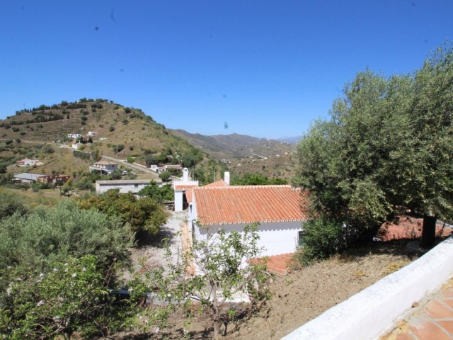 3 Bedrooms Villa in Canillas de Aceituno
