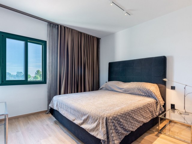 3 Bedrooms Apartment in Benahavís