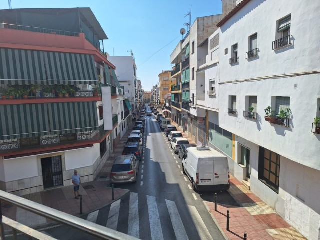 Comercial con 2 Dormitorios  en San Pedro de Alcántara