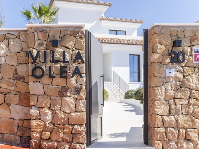 Villa avec 5 Chambres  à Elviria
