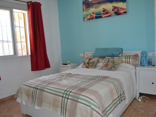 2 Schlafzimmer Villa in Valtocado