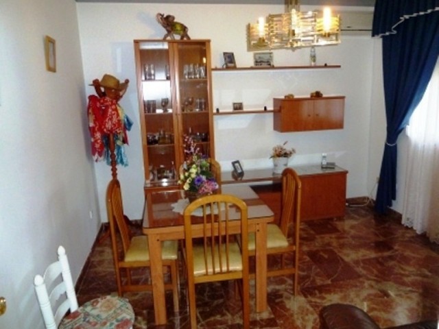 8 Bedrooms Villa in Alhaurín de la Torre
