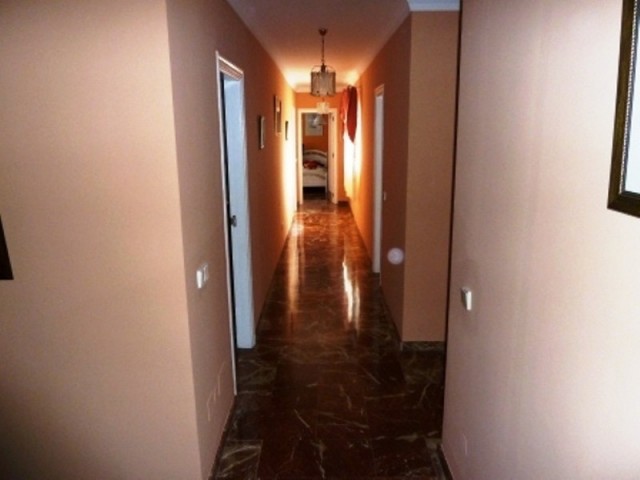 8 Bedrooms Villa in Alhaurín de la Torre