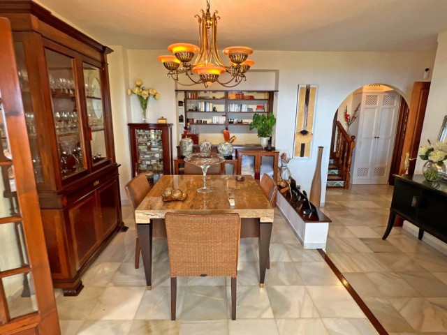 6 Soveroms Villa i Mijas