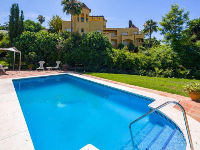 Villa avec 4 Chambres  à El Rosario
