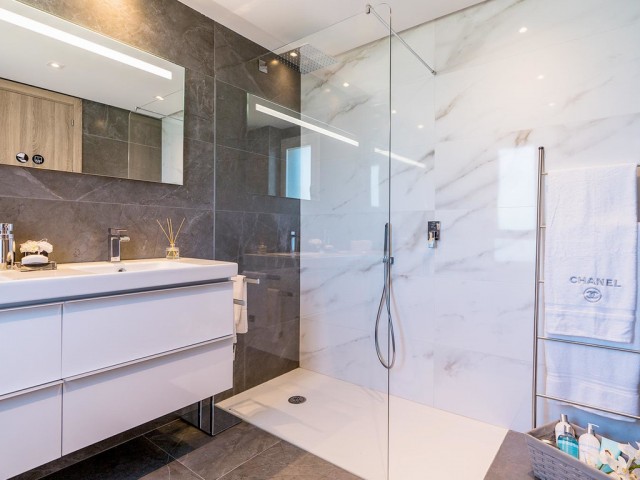 Appartement avec 3 Chambres  à San Roque