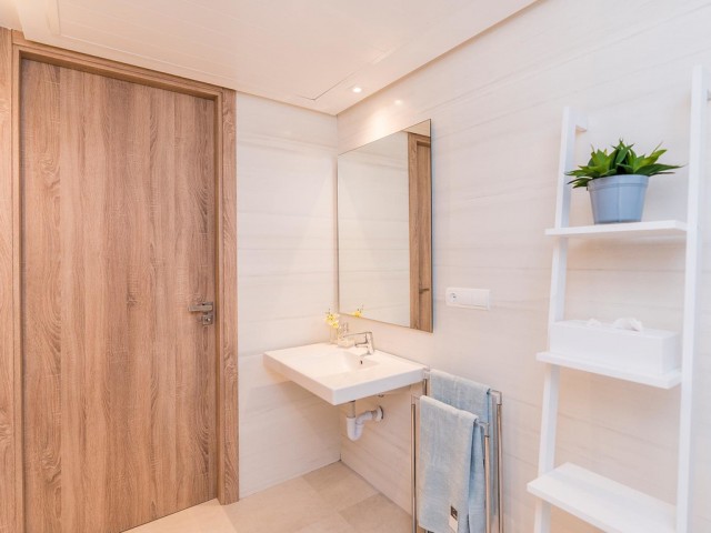 Appartement avec 3 Chambres  à San Roque