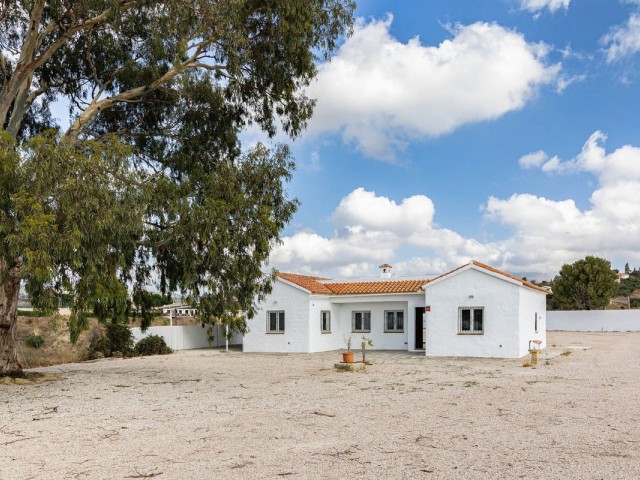 Villa, La Cala de Mijas, R4410898