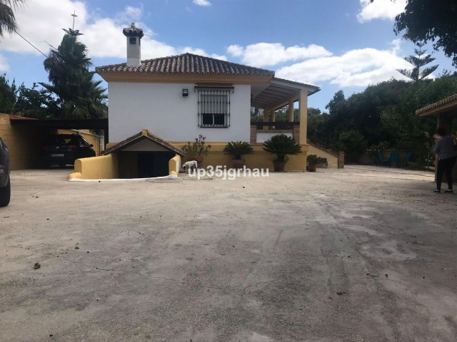 Villa avec 3 Chambres  à San Luis de Sabinillas