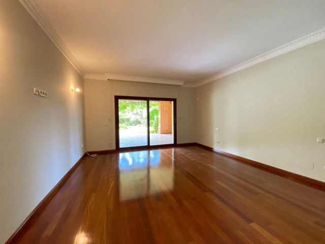 6 Soveroms Villa i Sierra Blanca
