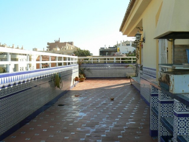 Penthouse avec 6 Chambres  à Fuengirola