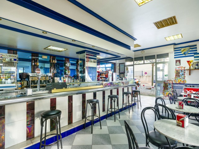 Comercial, Arroyo de la Miel, R3472411