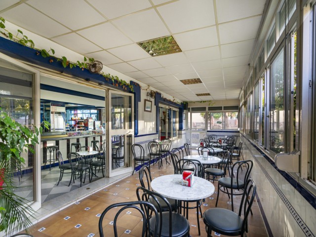 Comercial, Arroyo de la Miel, R3472411