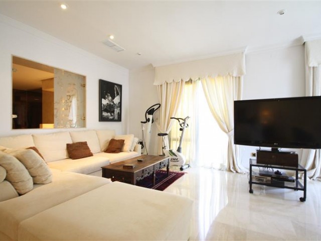 6 Sovrums Villa i Los Monteros